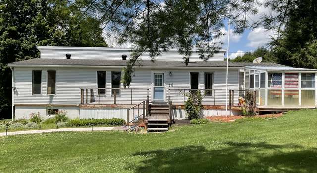 Photo of 135 Spudeno Rd, Moscow, PA 18444