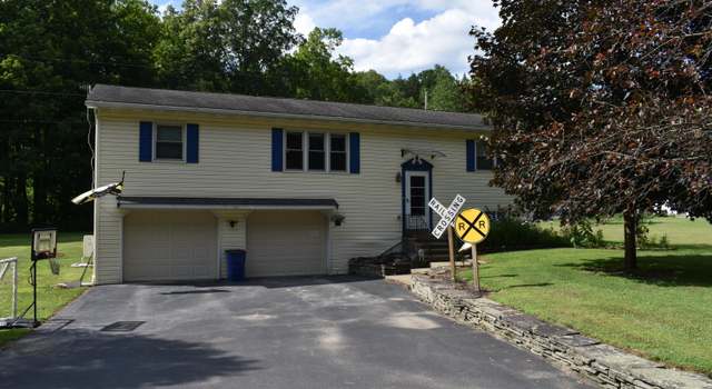 Photo of 1039 Randolph Rd, Great Bend, PA 18821