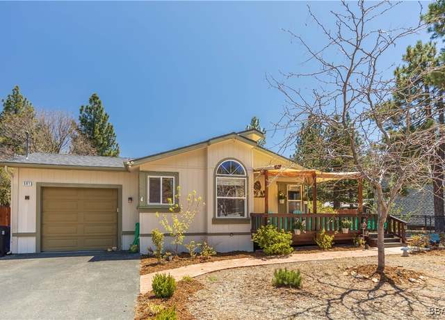 Property at 561 San Bernardino Ave, Sugarloaf, CA 92386, 3 beds, 2 baths