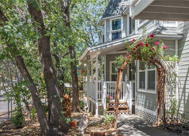 Property at 44284 Barton Ln, Sugarloaf, CA 92386, 3 beds, 2 baths