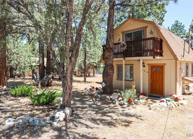 Property at 523 Wabash Ln, Sugarloaf, CA 92386, 2 beds, 1 bath