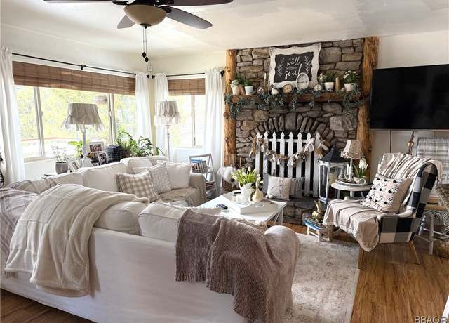 Property at 43315 Shasta Rd, Big Bear Lake, CA 92315, 4 beds, 2 baths