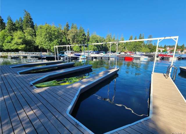 Property at 142 Rockledge Ln #142, Lake Arrowhead, CA 92352, 2 beds, 2 baths