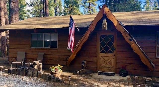 Photo of 470 Edgemoor Rd, Big Bear Lake, CA 92315