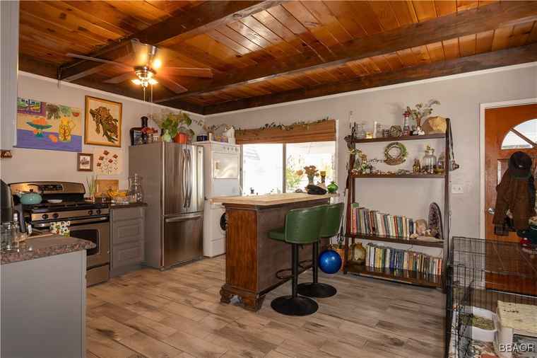 Photo of 1025 W Country Club Blvd Big Bear City, CA 92314