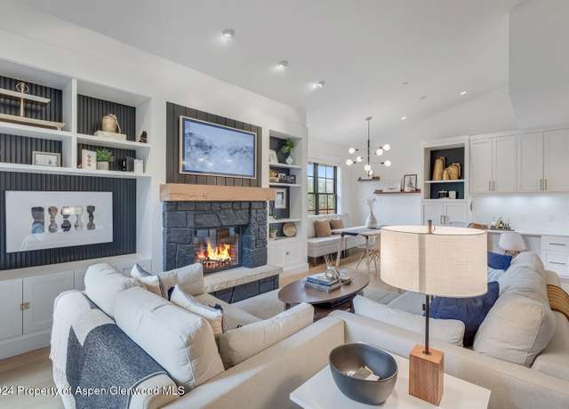 Property at 106 Clubhouse Dr #180, Snowmass Village, CO 81615, 4 beds, 4.5 baths