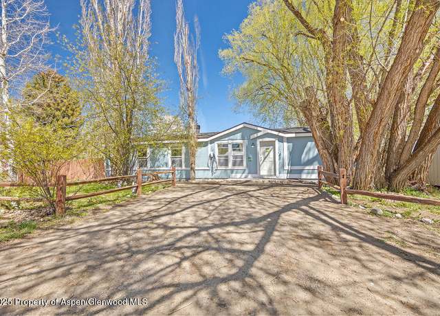 Property at 549 E Washington Ave, Hayden, CO 81639, 3 beds, 2 baths