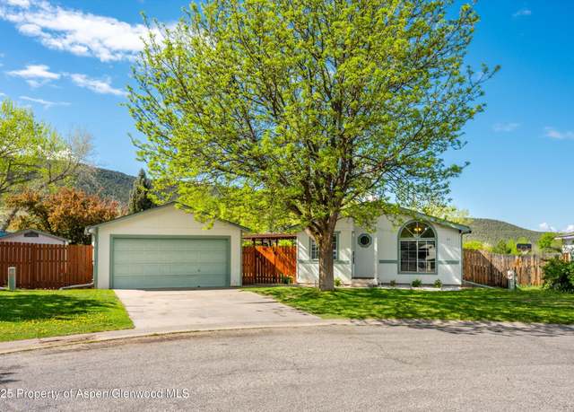 Property at 80 W Bonanza Pl, Parachute, CO 81635, 3 beds, 2 baths
