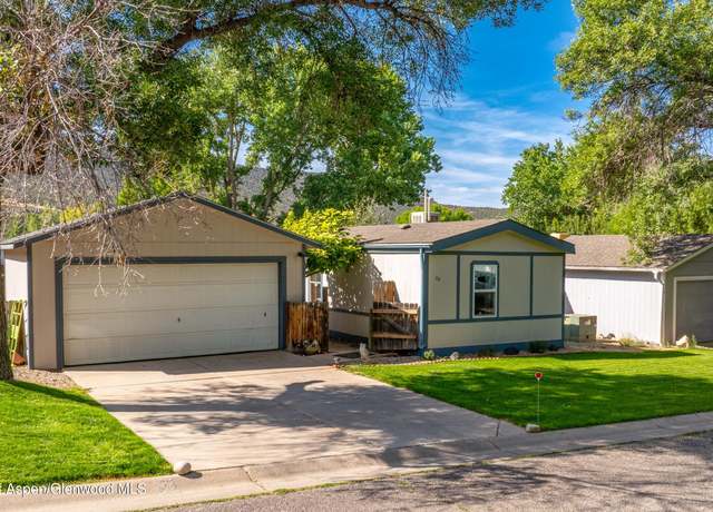 Property at 22 W Bonanza Pl, Parachute, CO 81635, 3 beds, 2 baths