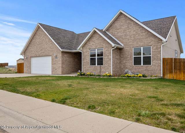 Property at 3692 W 6th St, Craig, CO 81625, 3 beds, 2 baths