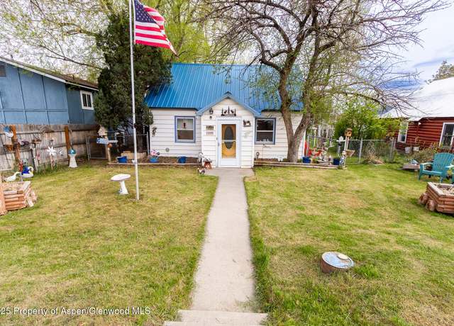 Property at 1220 Main St, Meeker, CO 81641, 2 beds, 1 bath