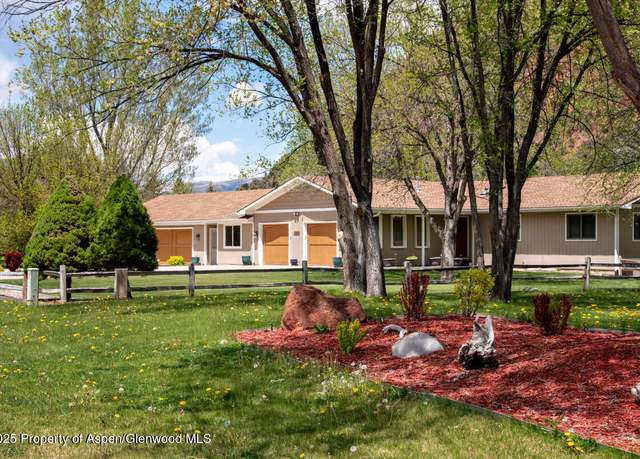 Property at 368 Meadow Ln, Glenwood Springs, CO 81601, 4 beds, 3 baths