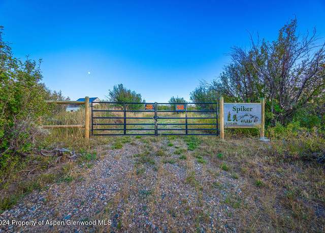 Property at 242 BOULDER Dr, Craig, CO 81625