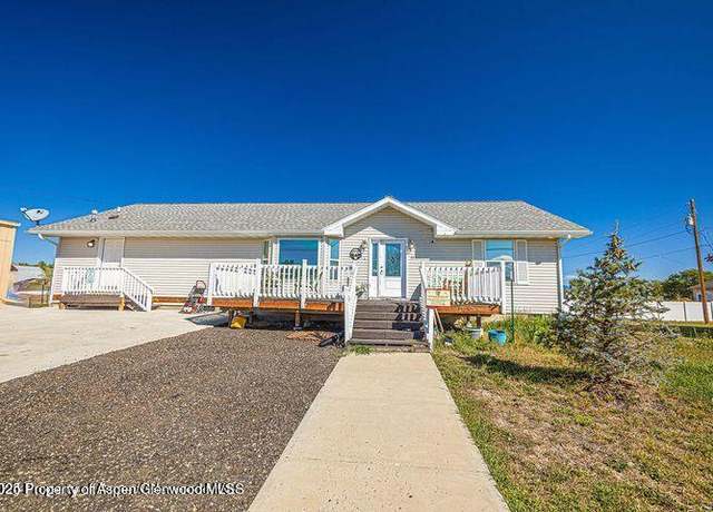 Property at 17 W 13th St, Craig, CO 81625, 3 beds, 2 baths