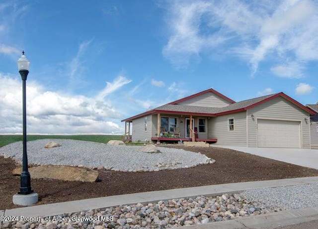 Property at 374 Lake View Rd, Hayden, CO 81639, 3 beds, 3 baths