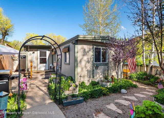 Property at 62 Lazy Gln, Snowmass, CO 81654, 2 beds, 1 bath