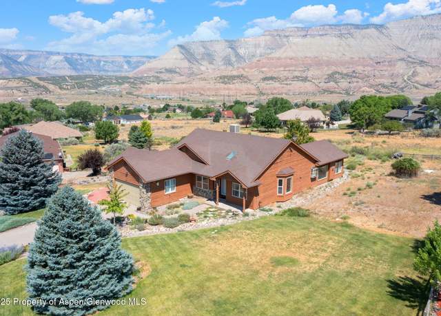 Property at 301 Roan Creek Dr, Battlement Mesa, CO 81635, 3 beds, 2.5 baths