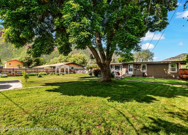 Property at 206 Mel Rey Rd, Glenwood Springs, CO 81601, 3 beds, 1 bath
