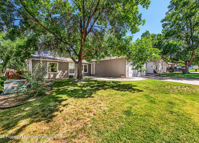 Property at 286 E Tamarack Cir, Parachute, CO 81635, 3 beds, 2 baths