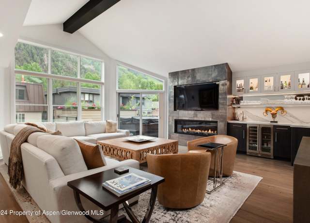 Property at 927 E Durant Ave #3, Aspen, CO 81611, 4 beds, 4.5 baths