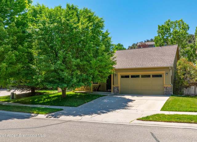 Property at 663 S Wildhorse Dr, New Castle, CO 81647, 2 beds, 2 baths