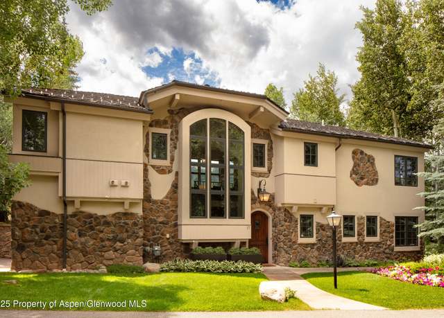 Property at 17 Fairway Dr, Snowmass Village, CO 81615, 4 beds, 3.5 baths