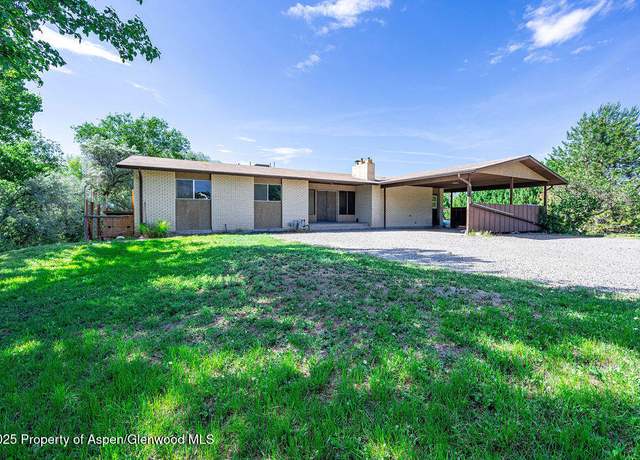 Property at 2669 Sperber Ln, Grand Junction, CO 81506, 3 beds, 2.5 baths