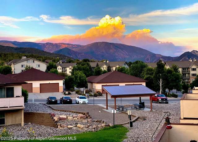 Property at 277 Castle Ridge Dr, New Castle, CO 81647, 2 beds, 2.5 baths