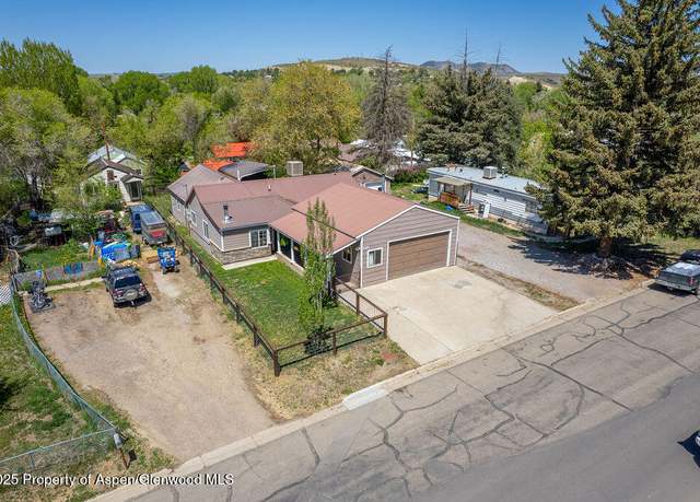 Property at 648 Colorado St, Craig, CO 81625, 3 beds, 1.5 baths
