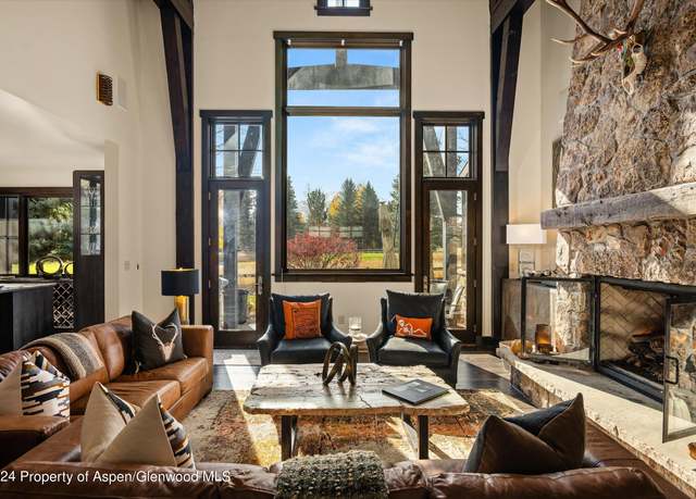 Property at 10 Patterson Dr, Carbondale, CO 81623, 5 beds, 5 baths