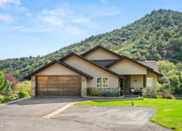 Property at 13 Laird Ln, Glenwood Springs, CO 81601, 4 beds, 3 baths