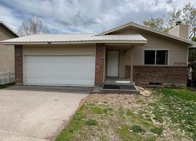 Property at 878 Hill St, Meeker, CO 81641, 5 beds, 3 baths