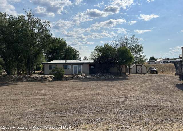Property at 5939 County Road 233, Silt, CO 81652, 4 beds, 2 baths