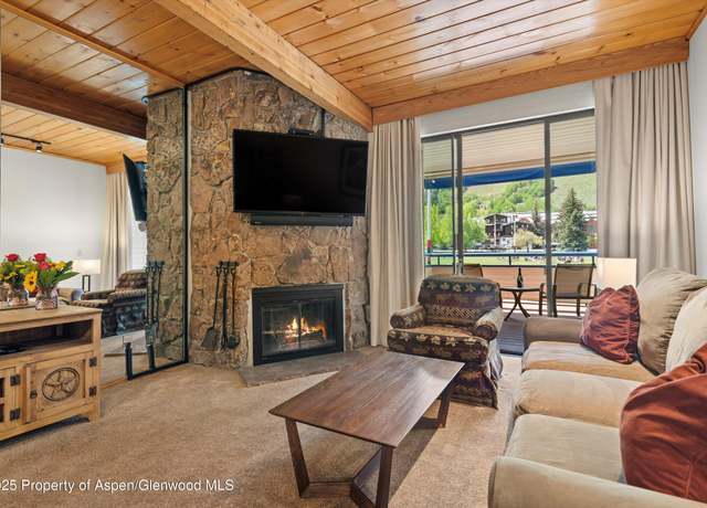 Property at 301 E Hyman Ave Unit 207, Weeks 35,36,48, Aspen, CO 81611, 1 bed, 2 baths