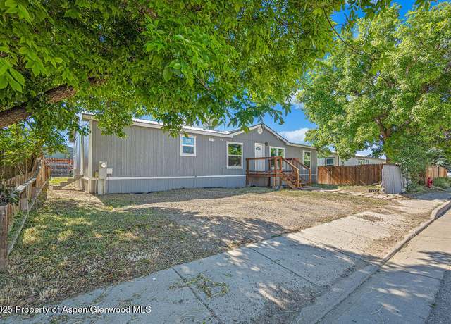 Property at 955 Sequoia Ave, Craig, CO 81625, 3 beds, 2 baths