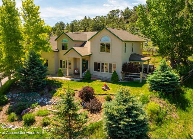 Property at 263 Dolores Cir, Glenwood Springs, CO 81601, 4 beds, 3 baths
