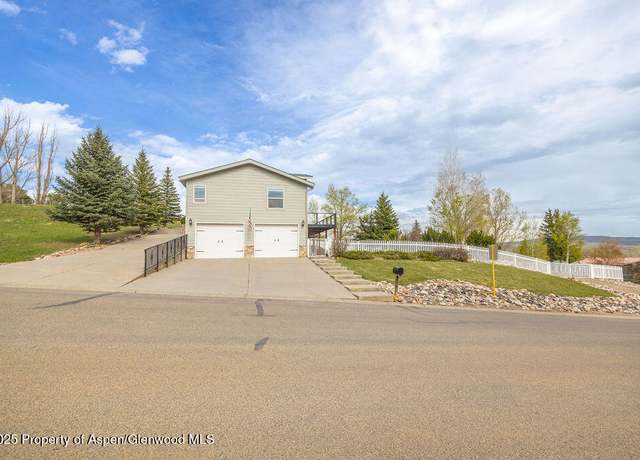 Property at 715 Jerimiah Ave, Craig, CO 81625, 4 beds, 3 baths