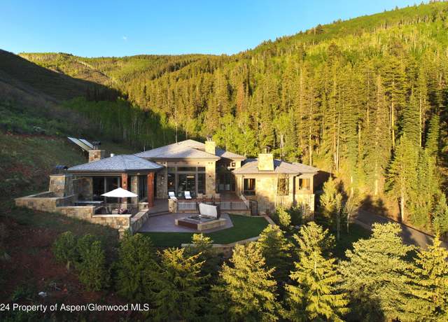 Property at 750 S Starwood Rd, Aspen, CO 81611, 5 beds, 5.5 baths
