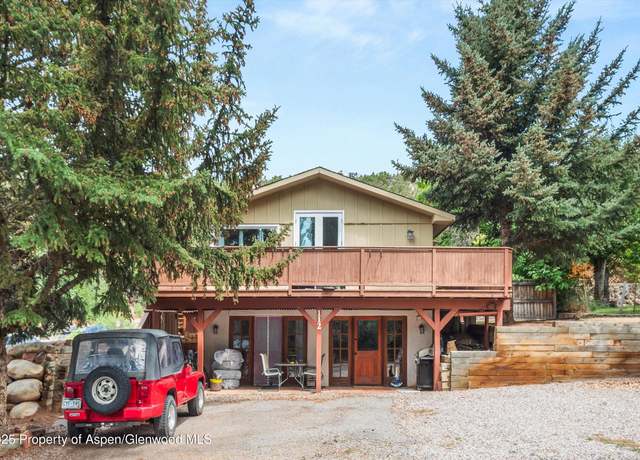 Property at 112 E Hillside Dr, Basalt, CO 81621, 4 beds, 3 baths
