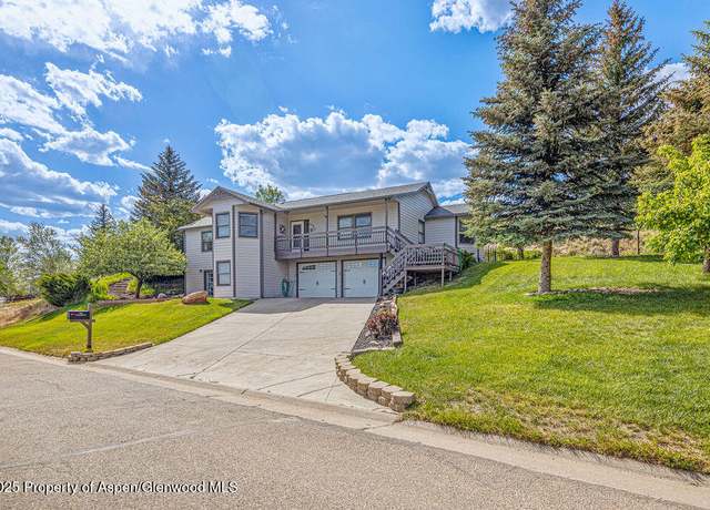 Property at 1321 Lecuyer Dr, Craig, CO 81625, 4 beds, 3 baths