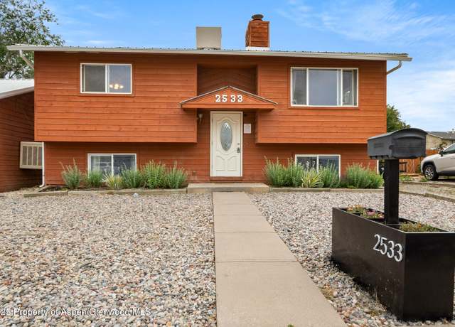 Property at 2533 East Avenue Ave, Rifle, CO 81650, 3 beds, 2 baths