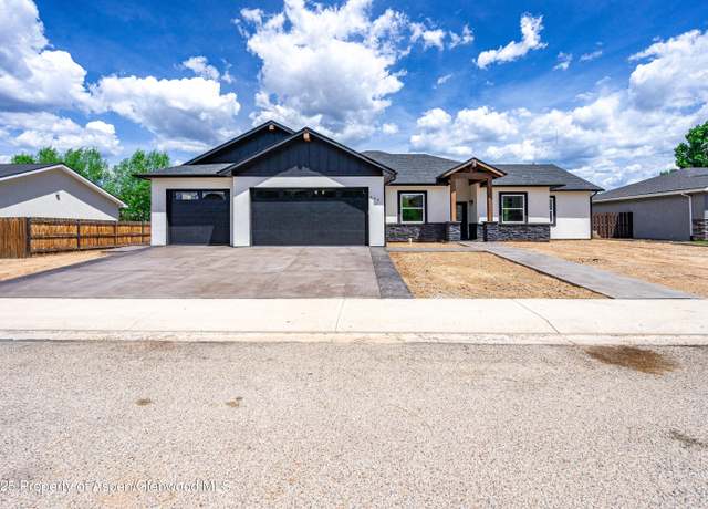 Property at 964 E 17th St, Rifle, CO 81650, 4 beds, 2.5 baths