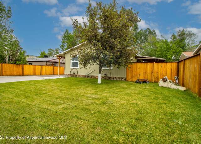 Property at 185 Estes Ln, Gypsum, CO 81637, 4 beds, 2 baths