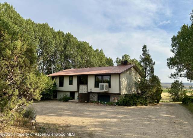 Property at 34804 N Highway 13, Craig, CO 81625, 3 beds, 2.5 baths