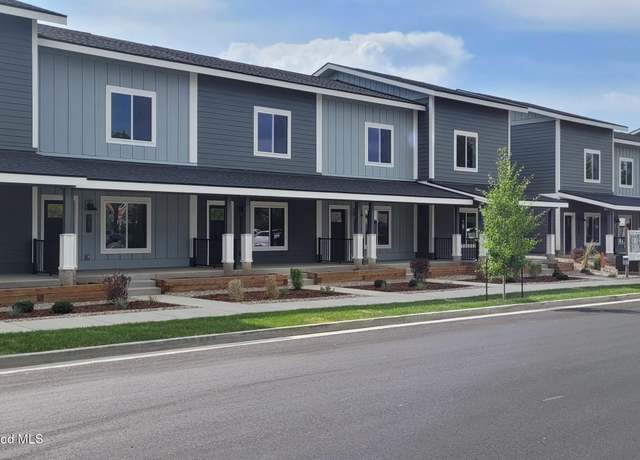 Property at 787 Russell St, Craig, CO 81625, 2 beds, 1.5 baths