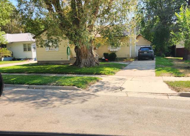 Property at 825 BREEZE St, Craig, CO 81625, 3 beds, 1 bath