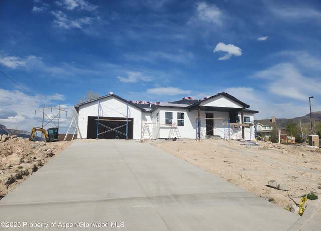 Property at 177 Eagle Ridge Dr, Parachute, CO 81635, 3 beds, 2 baths