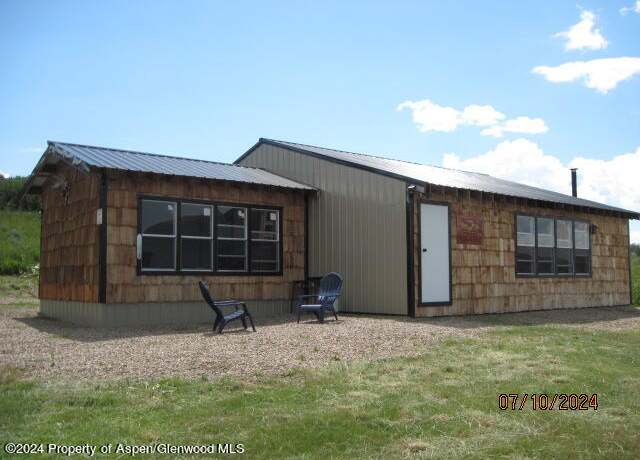 Property at 8316 Boulder Dr, Craig, CO 81625, 2 beds, 1 bath