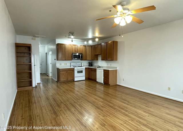Property at 712 Lakeside Dr, Basalt, CO 81621, 1 bed, 1 bath