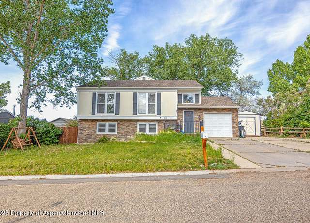Property at 830 Exmoor Rd, Craig, CO 81625, 3 beds, 2 baths